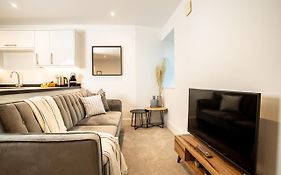 Luxury Boutique Harbour Apartments - Heart Of Torquay - Near Babbacoombe & Beach