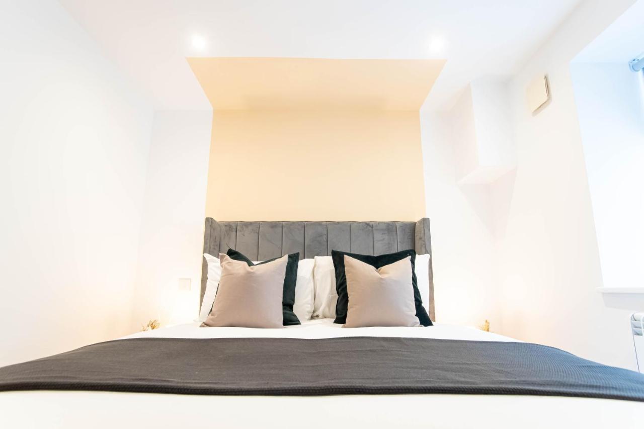 Luxury Boutique Harbour Apartments - Heart Of Torquay - Near Babbacoombe & Beach Exterior photo